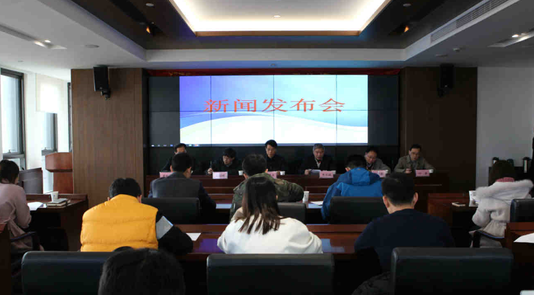 发布会赞助商:51talk http://www.010xyz.cn 发布会赞助商:51talk http://www.010xyz.cn